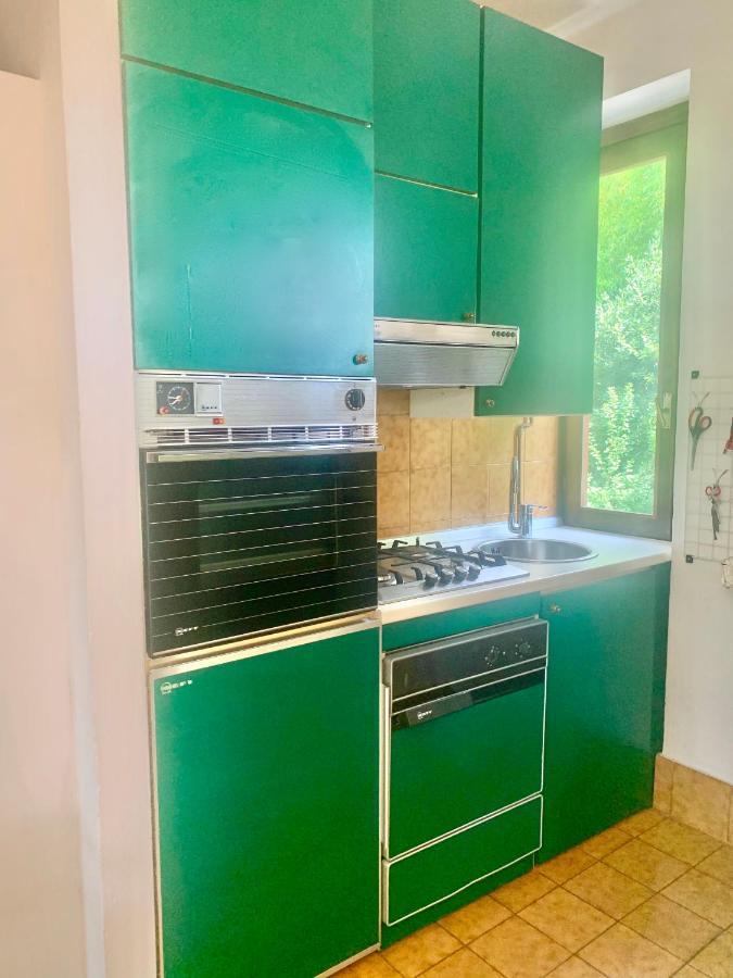 Green Apartment Albavilla Esterno foto