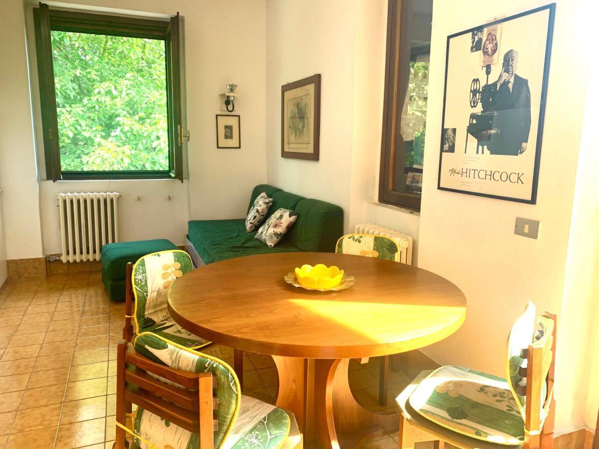 Green Apartment Albavilla Esterno foto