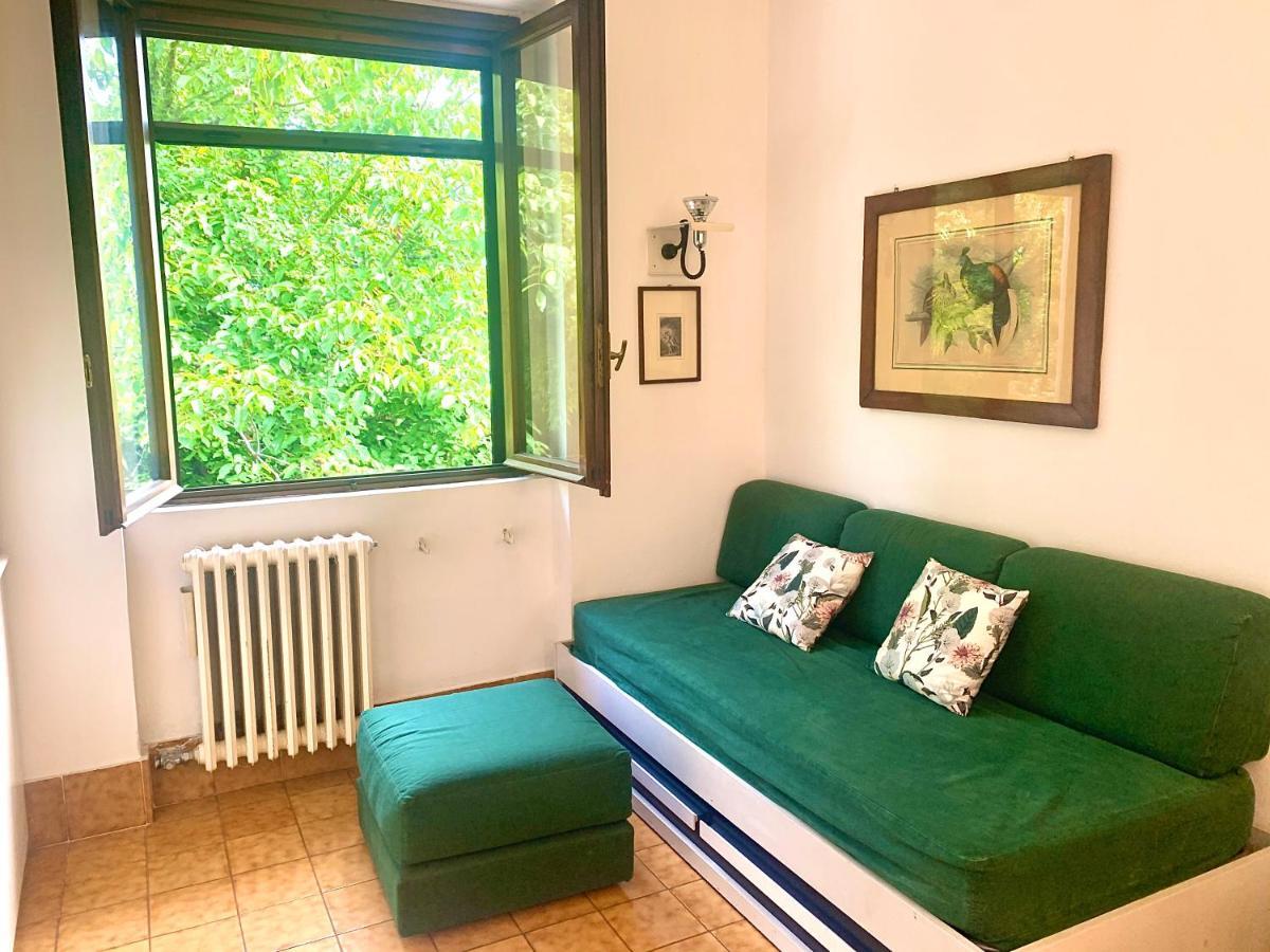 Green Apartment Albavilla Esterno foto